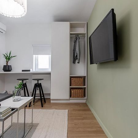Little Attic By Citylife Suites บูคาเรสต์ ภายนอก รูปภาพ