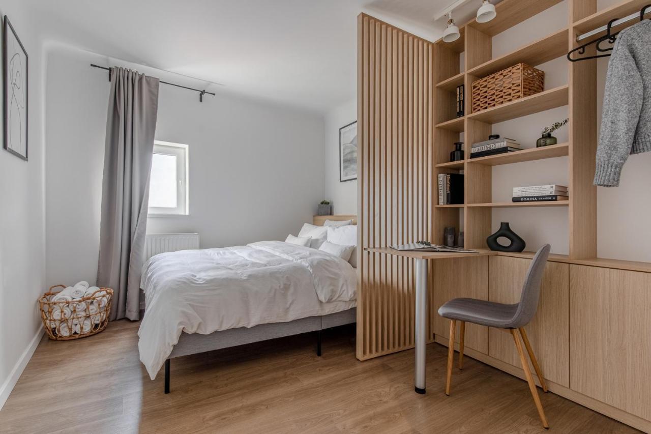Little Attic By Citylife Suites บูคาเรสต์ ภายนอก รูปภาพ